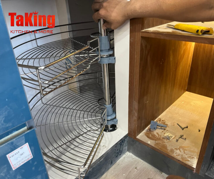 Mâm xoay góc 180 độ cao cấp TaKing