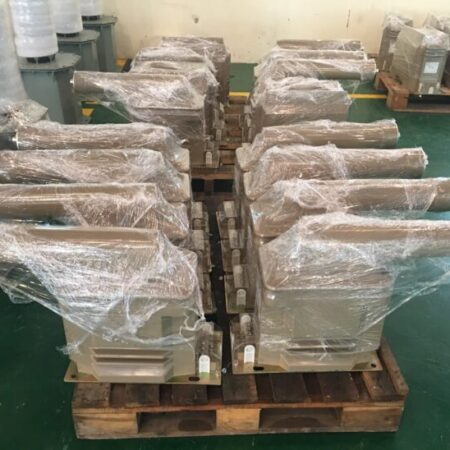 Cung cấp các loại biến điện áp trung thế ,biến dòng trung thế, tụ bù trung thế Cung cấp các loại biến điện áp trung thế ,biến dòng trung thế, tụ bù trung thế