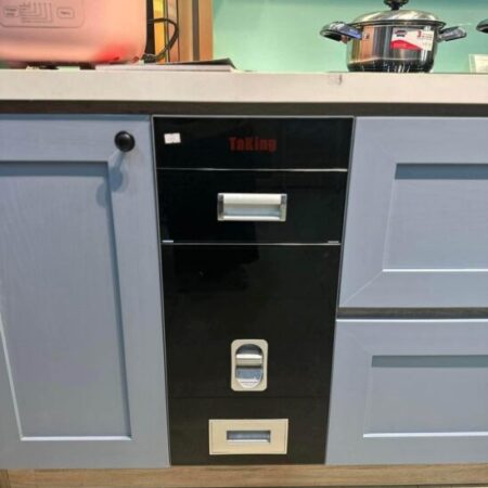 Thùng đựng gạo mặt gương cao cấp TaKing, thiết kế hiện đại, mặt gương sáng bóng