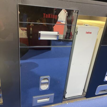 Thùng đựng gạo mặt gương hiện đại, sang trọng, mặt gương sáng bóng TaKing