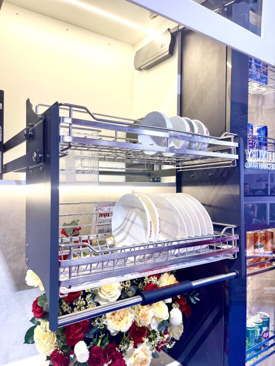 Kệ bát đĩa nâng hạ hiện đại, thông minh, thẩm mỹ TaKing