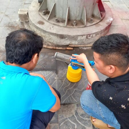 Máy phun khói trừ côn trùng mini chạy ga 3000 Gold loại cải tiến Máy phun khói trừ côn trùng mini chạy ga 3000 Gold loại cải tiến