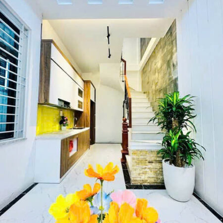 TT ĐỐNG ĐA – NGÃ TƯ SỞ – LÔ GÓC – MẶT NGÕ THÔNG KINH DOANH ĐỈNH. NGÕ NÔNG – VÀI BƯỚC CHÂN RA MẶT