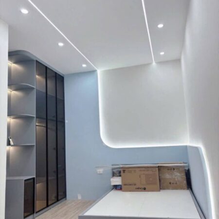 Địa điểm chính Đống Đa – Riêng biệt Một Căn – Nhà tiện nghi , Diện Tích 32m2, Mặt Tiền 3.3m Giá