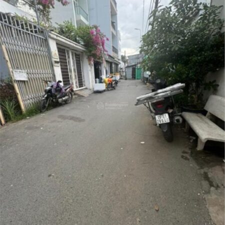 Cần bán đất đường đặng Thùy Trâm cách mặt tiền 50m. 4 x 15 m. Diện tích sổ công nhận 56m2. GPXD 3L