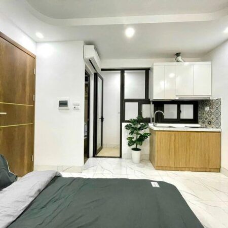 Bán tòa căn hộ dịch vụ ngõ 190 Nguyễn Trãi, 20 phòng, dòng tiền 100tr/tháng, 62m2 giá 15 tỷ