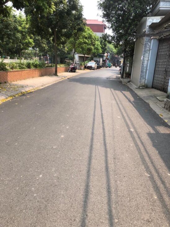 NHÀ NGỌC THUỴ – Ô TÔ CÁCH 20M – GIÁ TỐT – HIẾM ĐẸP