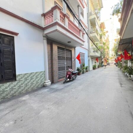 BÁN NHÀ TRIỀU KHÚC, THANH XUÂN – PHÂN LÔ OTO TRÁNH – KINH DOANH – 54M2, 4 TẦNG – GIÁ 12.99 TỶ
