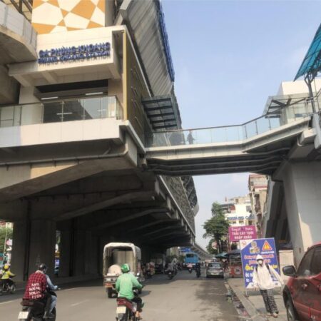 Bán nhà mặt phố 30m Văn Quán Hà Đông, buôn bán tấp nập ngày đêm, 37m2, trước mặt 8m, giá 6,8 tỷ