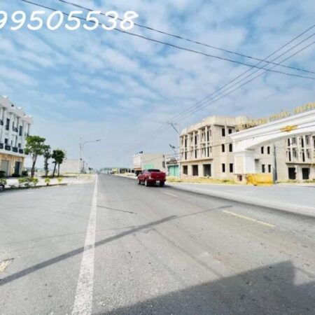 Bình Phước tập trung đẩy mạnh đầu tư vào hạ tầng giao thông với hàng loạt dự án cao tốc Bình Phước tập trung đẩy mạnh đầu tư vào hạ tầng giao thông với hàng loạt dự án cao tốc
