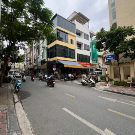 Bán nhà Nguyễn Trãi ,Hà Đông. Lô góc đẹp,ô tô. kinh doanh sầm uất, dt59m x 4 tầng, giá 11.5 tỷ