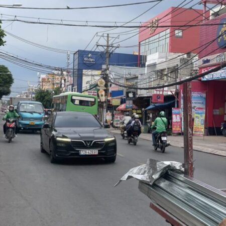 Bán nhà 2 mặt tiền 10x33m giá 18,5 tỷ Đường Nguyễn Ảnh Thủ nối dài