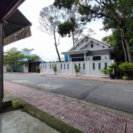 BÁN NHÀ TÂN HIỆP HÓC MÔN GIÁ RẺ- QUÁN CAFE GÓC 2 MT ĐANG KINH DOANH ỔN ĐỊNH- NHÀ 4 TẦNG 5PN 5WC –