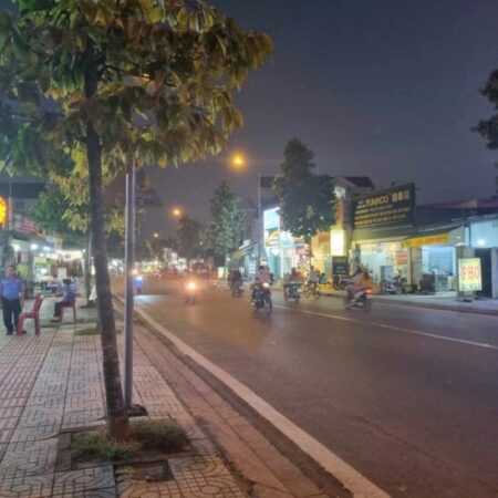 BÁN MẶT TIỀN KINH DOANH LÊ THỊ HÀ – CHO THUÊ 100 TRIỆU/THÁNG HÓC MÔN