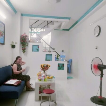 NHÀ XINH ETOWN CỘNG HÒA P13 TÂN BÌNH HẺM XE HƠI NGANG 3.6M XÂY 2 TẦNG 2 WC 2 PHÒNG NGỦ CHỈ 4 TỈ