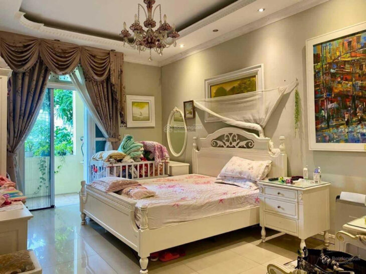 Bán biệt thự Ciputra giai đoạn 1 diện tích 180m2 hướng Nam giá 345tr/m2, LH 0985 680 ***
