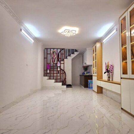 Bán nhà Khương Trung giá 5.35 tỷ, diện tích 30m2, 4 tầng, mặt tiền 3.5m