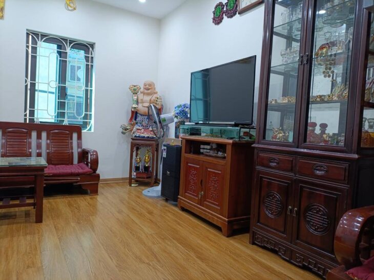 Nhà tập thể Khương Trung 100m2, 3 phòng ngủ đẹp giá 2,99 tỷ đang được bán