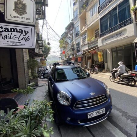 Cho thuê Nhà 2 tầng, 35m2/tầng, ô tô đỗ cửa, chỉ cách Nhà Hát Lớn vài phút