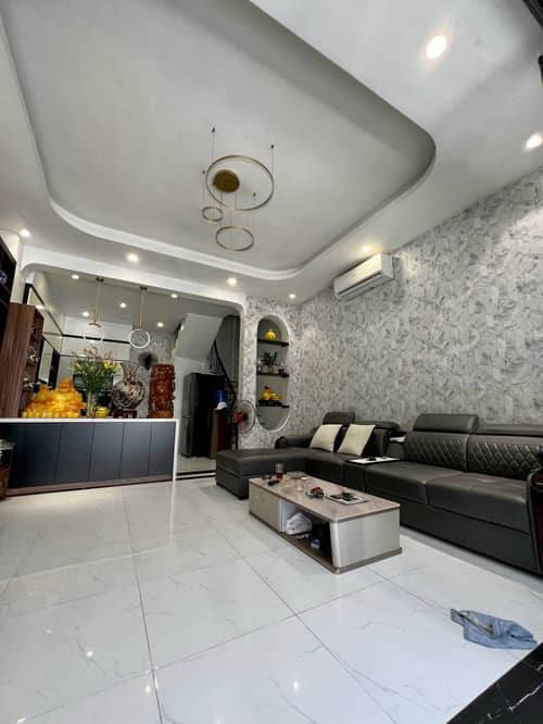 Trung Tâm Thanh Xuân – Nhà lộng lẫy Lô Góc – Ô Tô Đỗ Cửa – 20m Ra Phố – 4 Ngủ Phù hợp , Bùi