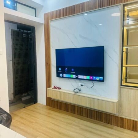 Bán nhà TT Nguyễn Trãi giá 2.9 tỷ, diện tích 55m2, tầng 1 , mặt tiền 4m