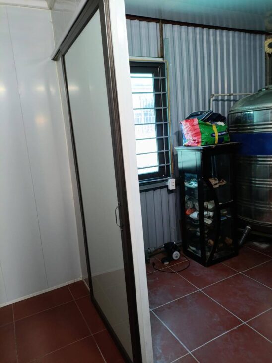 Cần bán nhà tập thể Khương Trung 100m2, 3 phòng ngủ đẹp, giá 2,99 tỷ