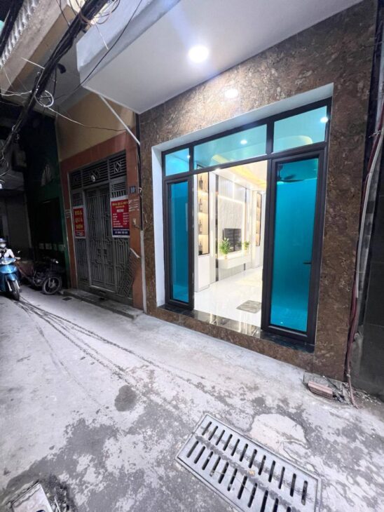 Nhà Siêu Đẹp, 10m Ra Ô Tô Tránh Phố Chợ Khâm Thiên 5,98 tỷ, diện tích 32m2, mặt tiền 3,5m Đống Đa