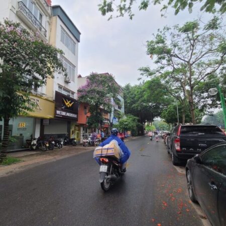 ⚜️ Mặt phố Nguyễn Khang, Cầu giấy, 1 Mặt phố 1 Mặt ngõ Ô tô tránh, 42m2 5T MT 4m Chỉ 16.8 Tỷ ⚜️ ⚜️ Mặt phố Nguyễn Khang, Cầu giấy, 1 Mặt phố 1 Mặt ngõ Ô tô tránh, 42m2 5T MT 4m Chỉ 16.8 Tỷ ⚜️