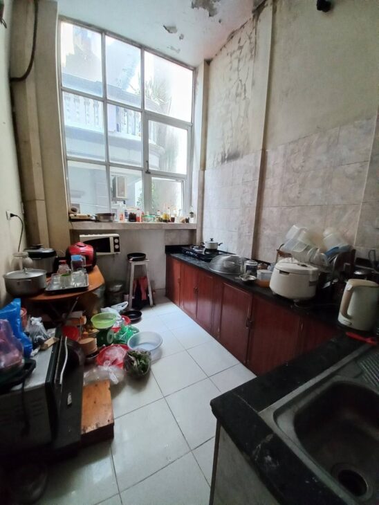 Bán nhà Khương Đình giá 6.4 tỷ, diện tích 42m2, 4 tầng, mặt tiền 6.1m