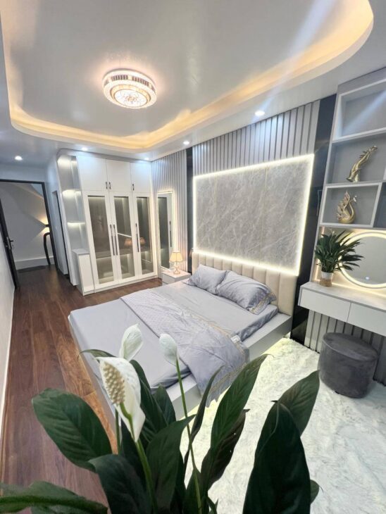 Nhà Siêu Đẹp, 10m Ra Ô Tô Tránh Phố Chợ Khâm Thiên 5,98 tỷ, diện tích 32m2, mặt tiền 3,5m Đống Đa