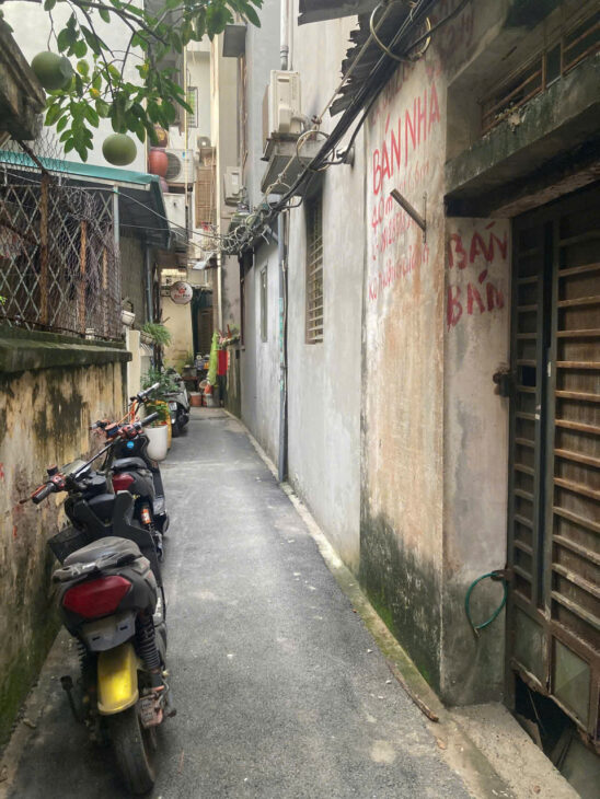 ĐẤT CHÍNH CHỦ- GIÁ TỐT – Vị TRÍ VÀNG Tại Xuân La – Tây Hồ – Tiện ích đầy đủ