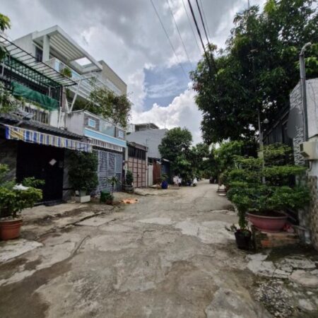 ĐẤT ĐƯỜNG THÔNG Ô TÔ, KPL. LONG TRƯỜNG Q9, NGANG 4.2M, GIÁ 2TỶ400 TL