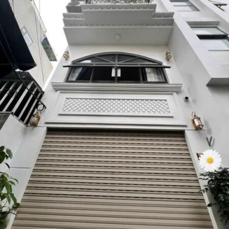 Bán nhà Nguyễn Văn Huyên, Cầu Giấy 35mx5 tầng, nhà xây mới, ngõ thông, kinh doanh 8.45 tỷ. Bán nhà Nguyễn Văn Huyên, Cầu Giấy 35mx5 tầng, nhà xây mới, ngõ thông, kinh doanh 8.45 tỷ.