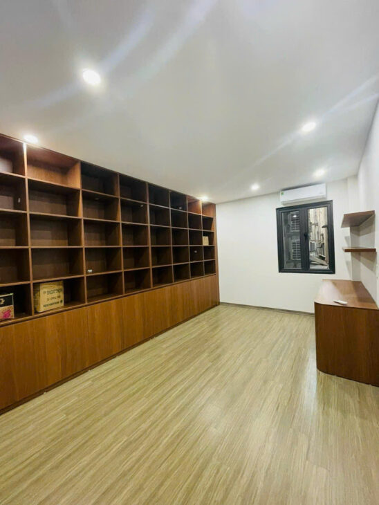 Bán nhà Thanh Xuân, nhà đẹp ở ngay 52mx7 tầng Thang Máy, gần phố, vừa ở vừa KD 17 tỷ.