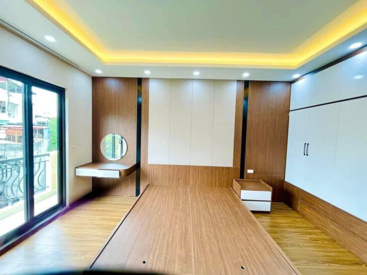 Bán nhà Hoàng Văn Thái, vừa ở vừa kinh doanh 55mx7 tầng thang máy 16.9 tỷ.