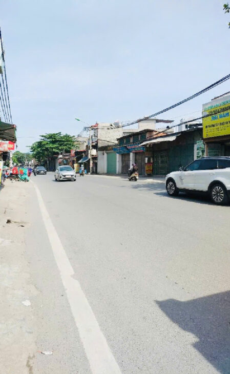 NHÀ SIÊU ĐẸP – GIÁ TỐT – Vị Trí Đắc Địa Tại Đường QUANG TRUNG (cạnh bến xe Yên Nghĩa) – Quận HÀ