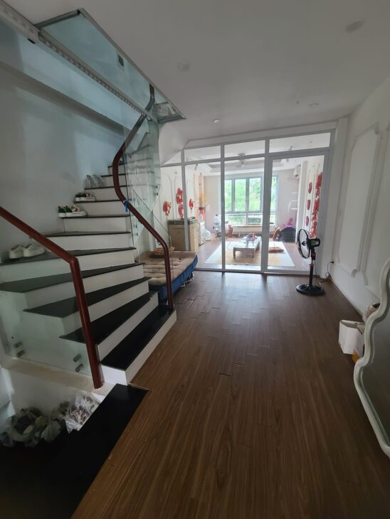 ⚜️ Mặt phố Nguyễn Khang, Cầu giấy, 1 Mặt phố 1 Mặt ngõ Ô tô tránh, 42m2 5T MT 4m Chỉ 16.8 Tỷ ⚜️