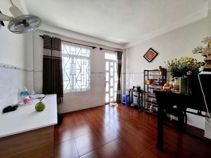 BÁN NHÀ TÂN BÌNH GIÁP QUẬN 10, 105M2, HXH, Ô TÔ NGỦ ĐƯỢC TRONG NHÀ, 4 TẦNG, GIẢM 1 TỶ.