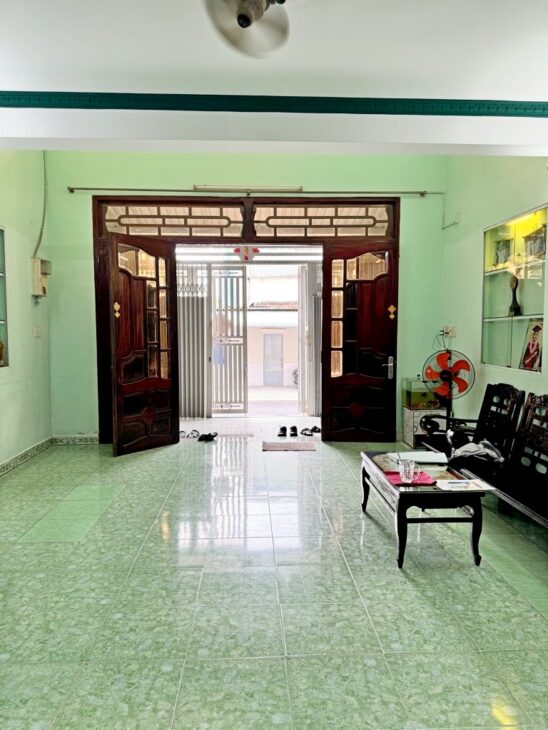 Mặt tiền đường sổ 26 An Dương Vương 5×16 đúc 4 tầng chỉ 9 tỷ 4