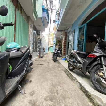 CHỈ 2.4TỶ. CÓ NHÀ TO GIÁ RẺ.TIỆN XÂY MỚI. NỞ HẬU NHẸ,HẺM BA GÁC P15.Q8. CHỈ 2.4TỶ. CÓ NHÀ TO GIÁ RẺ.TIỆN XÂY MỚI. NỞ HẬU NHẸ,HẺM BA GÁC P15.Q8.
