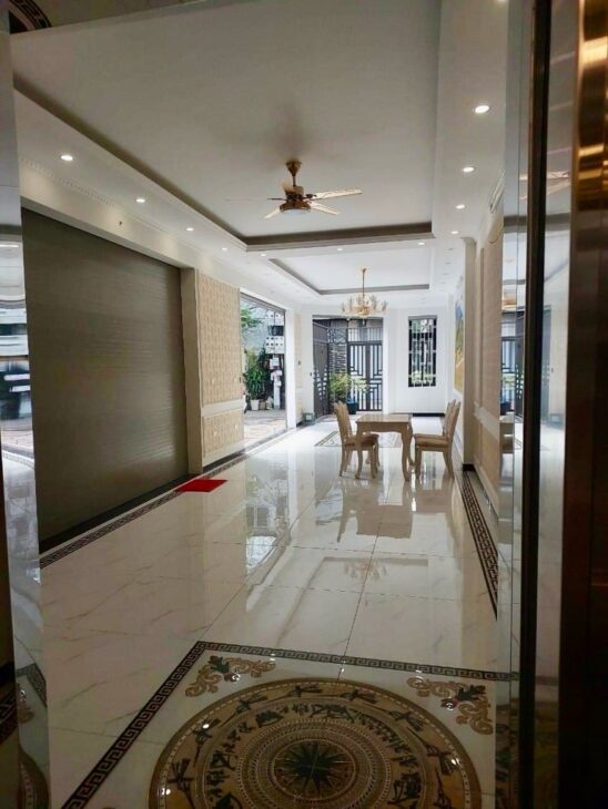 SIÊU HIẾM – LÔ GÓC – Ô TÔ TẢI TRÁNH – THANG MÁY – AN SINH ĐỈNH CAO BÁN NHÀ NGÔ GIA TỰ, LONG BIÊN