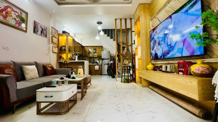 CC BÁN GẤP nhà 5 tầng, 32m², 3PN, Phú Lãm, Hà Đông, lô góc vĩnh viễn, ba gác phi vù vù – 4.x tỷ