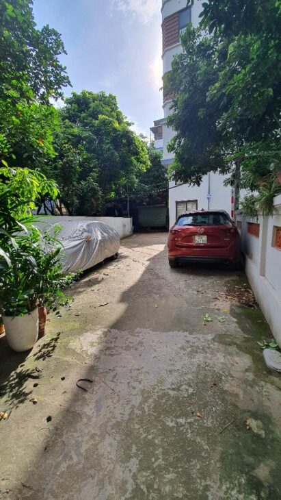 Cần bán gấp nhà Gia Quất -Long Biên – oto đỗ cửa – Gần trường hoc, chợ, công viên, nhà văn hóa,