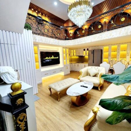 Nhà đẹp phố Đặng Tiến Đông_ Hoàng Cung Châu Âu giá nhỉnh 11 tỷ Nhà đẹp phố Đặng Tiến Đông_ Hoàng Cung Châu Âu giá nhỉnh 11 tỷ