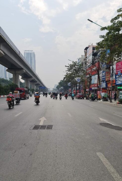 BÁN NHÀ MẶT PHỐ THANH XUÂN – VỈA HÈ, OTO TRÁNH, KINH DOANH – 6 TẦNG MT4M – GIÁ 18 TỶ