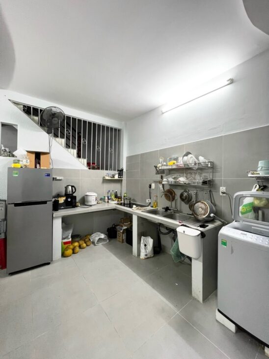 Bán nhà PHẠM VĂN ĐỒNG, Bình Thạnh, 13m x 13m, 7.7 tỷ, HXH.