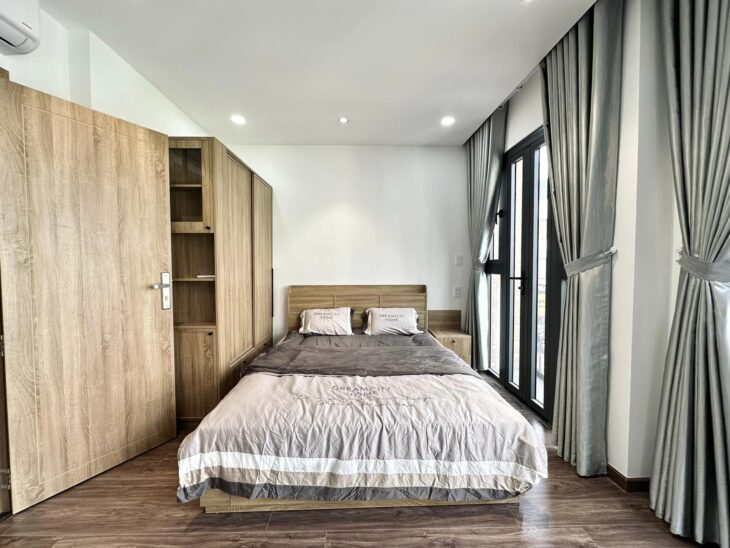 Bán Nhà 5 Tầng Ngọc Thụy Long Biên, 39m², Ô Tô Đỗ, Full Nội Thất, Giá Hấp Dẫn – 0902318197