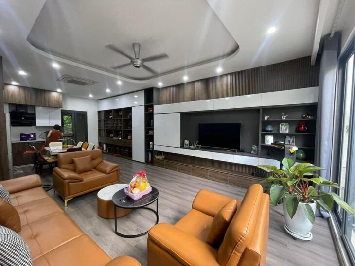 VÕ CHÍ CÔNG -TÂY HỒ, N.HÀ 54m2 x5 TẦNG, MẶT NGÕ KINH DOANH ,THANG MÁY NHẬP KHẨU, Ô TÔ VÀO NHÀ