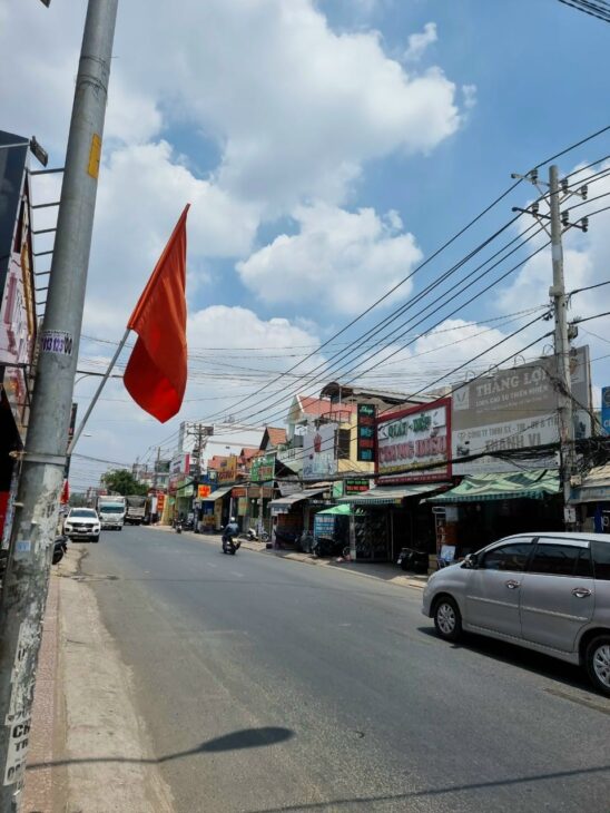 Bán nhà mặt tiền 3 tầng 9x35m giá 27,3 tỷ Đường Nguyễn Ảnh Thủ