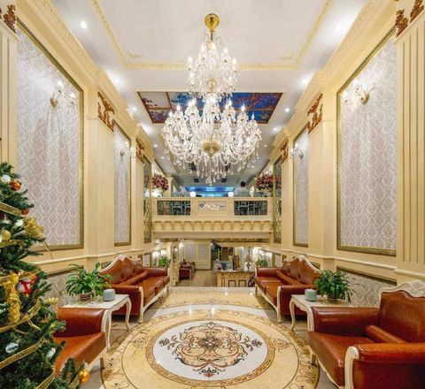 BÁN KHÁCH SẠN VIP! Mặt Phố Hàng Bông – Quận Hoàn Kiêms: 181m2 x 9 Tầng, Mt: 5.1m LH 0979393221